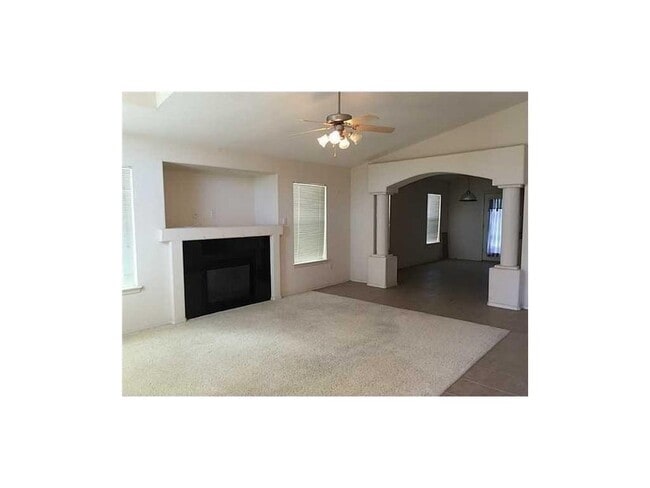 Building Photo - 14237 Desert Stone Dr