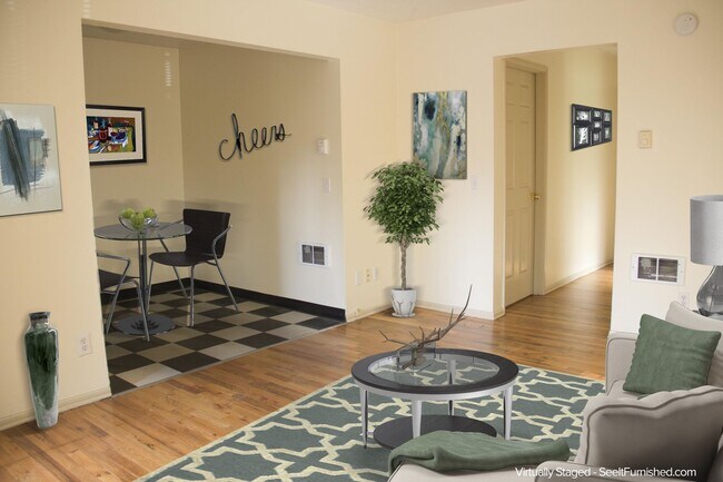 Building Photo - Bottom level 2bed, off street parking, hardwoods, all pets welcome!