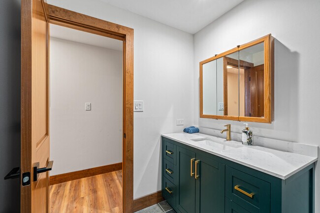 Building Photo - N1508 Wildwood Rd