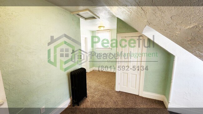 Building Photo - 347 S 800 E