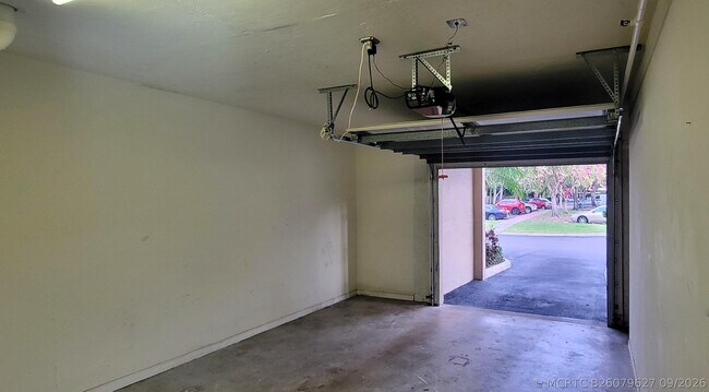 Building Photo - 6418 Emerald Dunes Dr