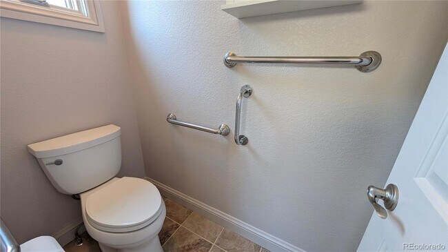 Building Photo - 2795 Stonewall Heights