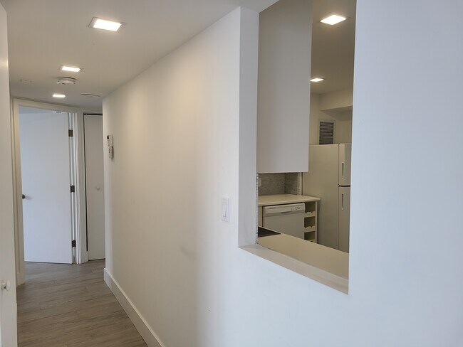 Building Photo - 2851 NE 183rd St