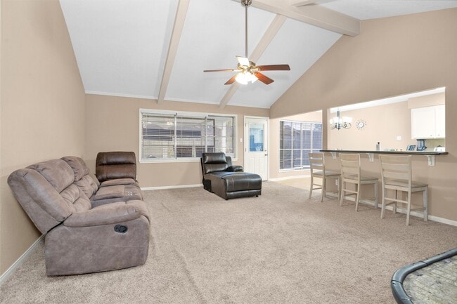 Building Photo - 16327 Green Shade Dr