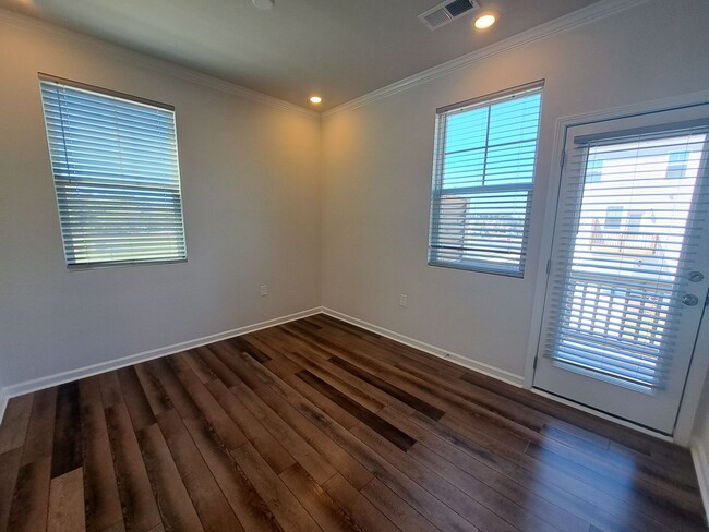 Building Photo - 2728 Chert Ln