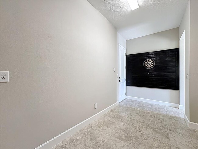 Building Photo - 13909 Milstein Ln