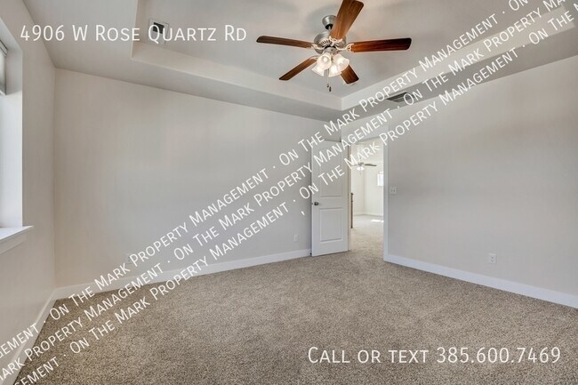 Building Photo - 4906 W Rose Quartz