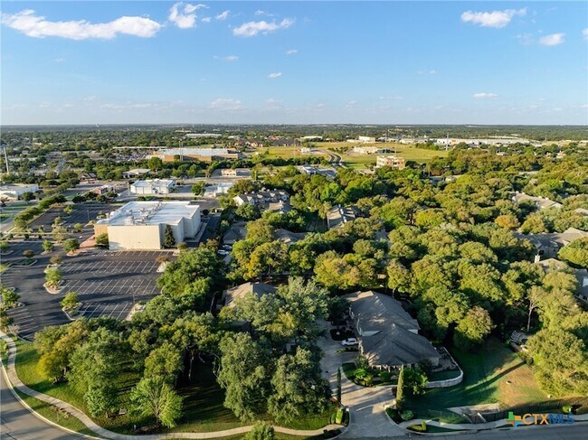 Building Photo - 3107 Sweetwater Cove