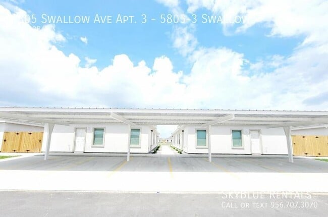 Building Photo - 5805 Swallow Ave