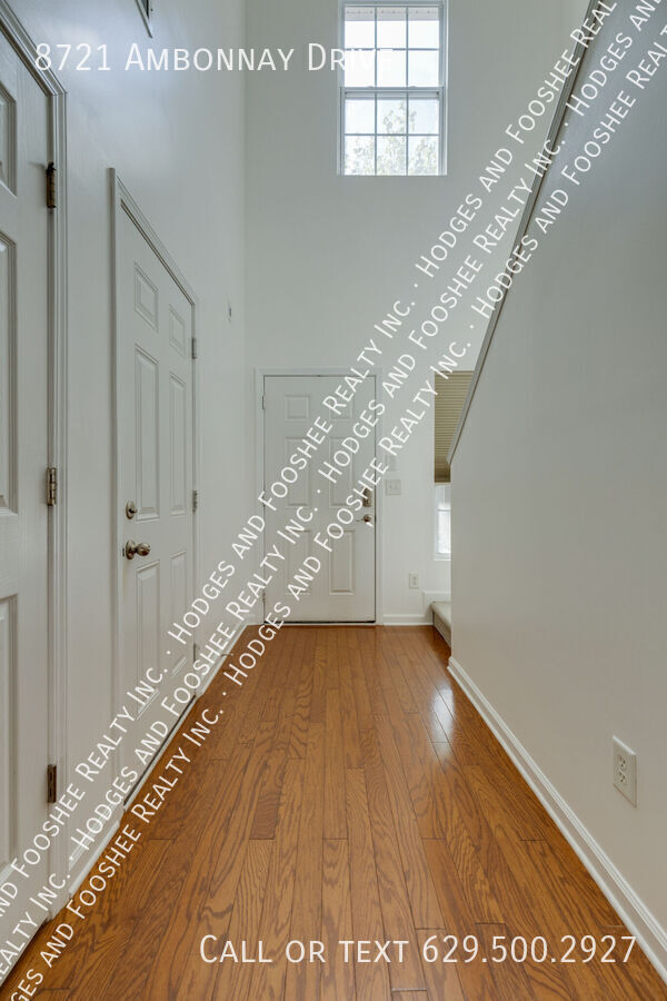 Building Photo - 8721 Ambonnay Dr