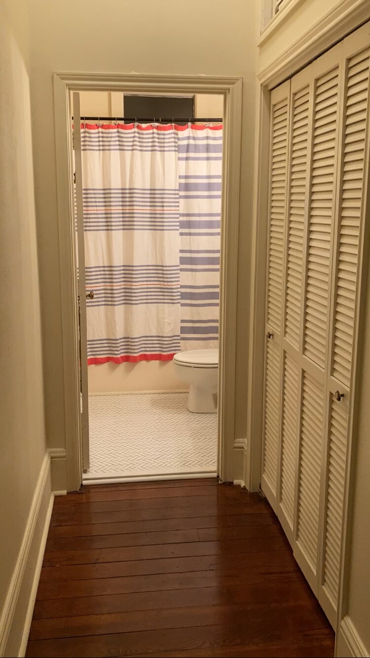 Bathroom - 3220 Chestnut St