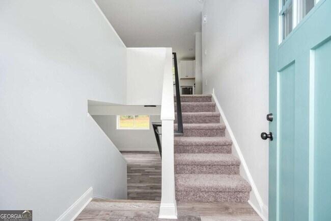 Building Photo - 3801 Hogan Rd SW