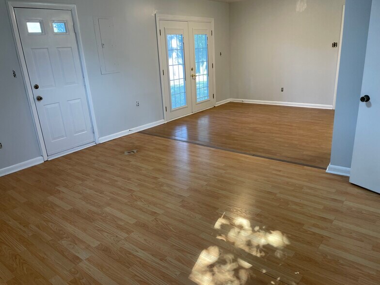 Building Photo - 4708 Maser Ct