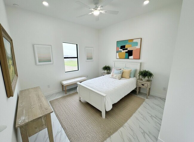 Building Photo - 1247 Kismet Pkwy