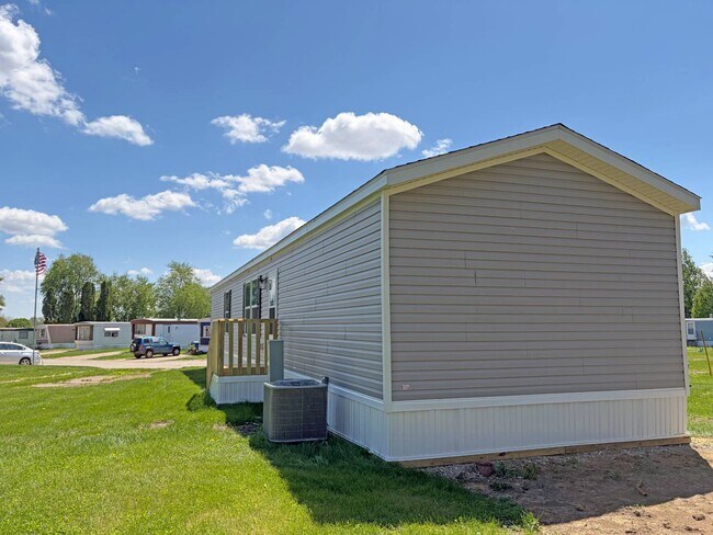 Building Photo - 781 W Walcott Rd
