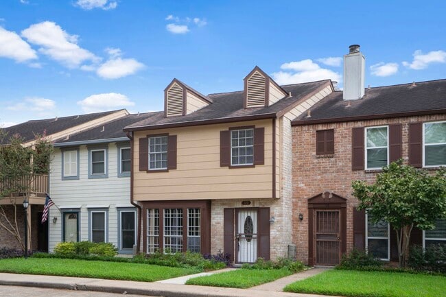 Building Photo - 5801 Lumberdale Rd