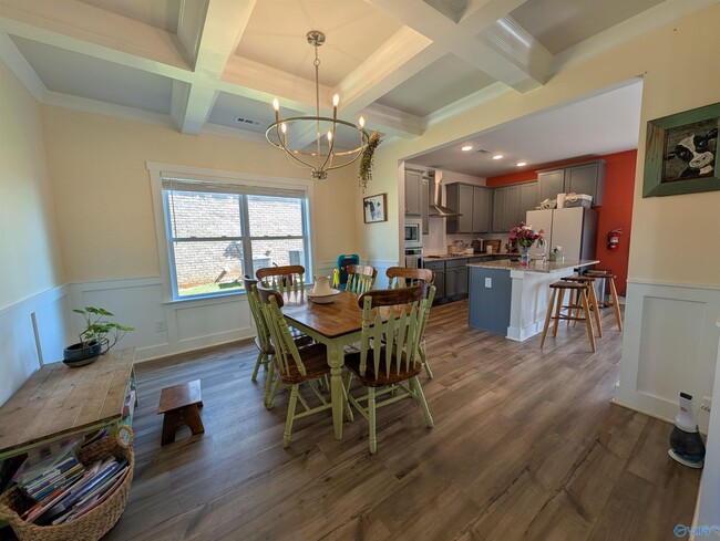 Building Photo - 4213 Textile Ln