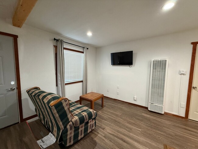 Building Photo - NEW Beautiful 3 Bedroom 1 Bath ADU - Furnished (Unfurnished Negotiable)