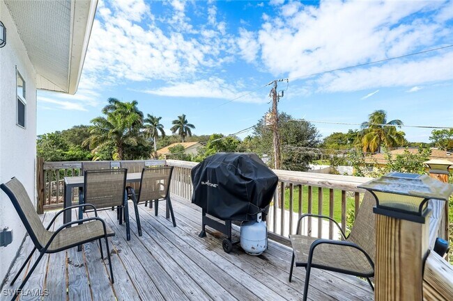 Building Photo - 3561 Thomasson Dr