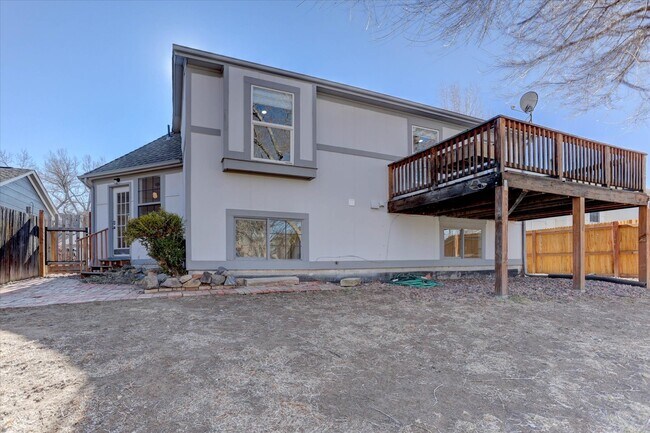 Building Photo - 13553 W 65th Pl