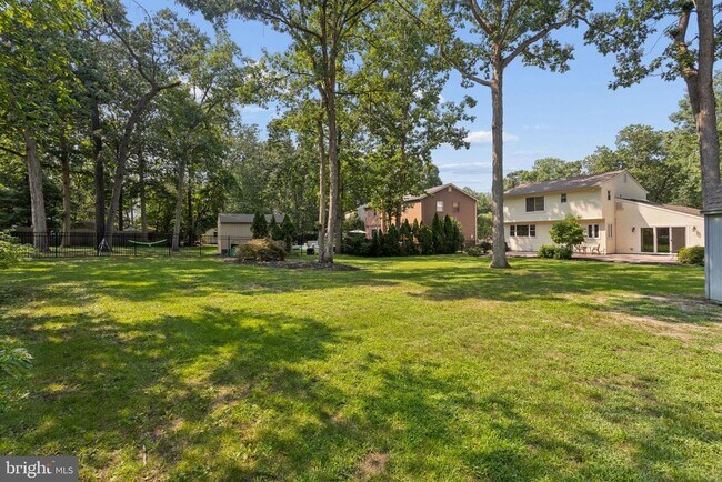 Building Photo - 306 Candlewood Ln