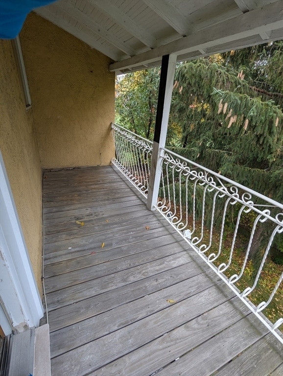 Building Photo - 378 Fellsway W