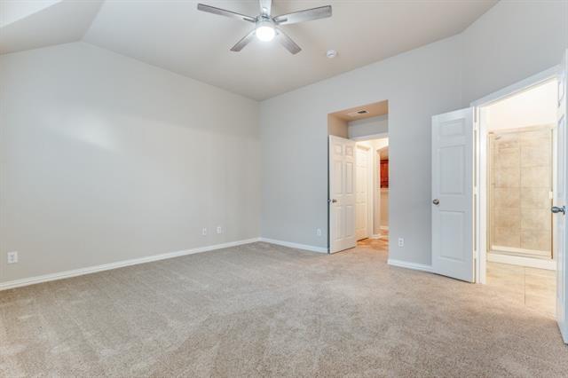 Building Photo - 6723 Lee Meadow Dr