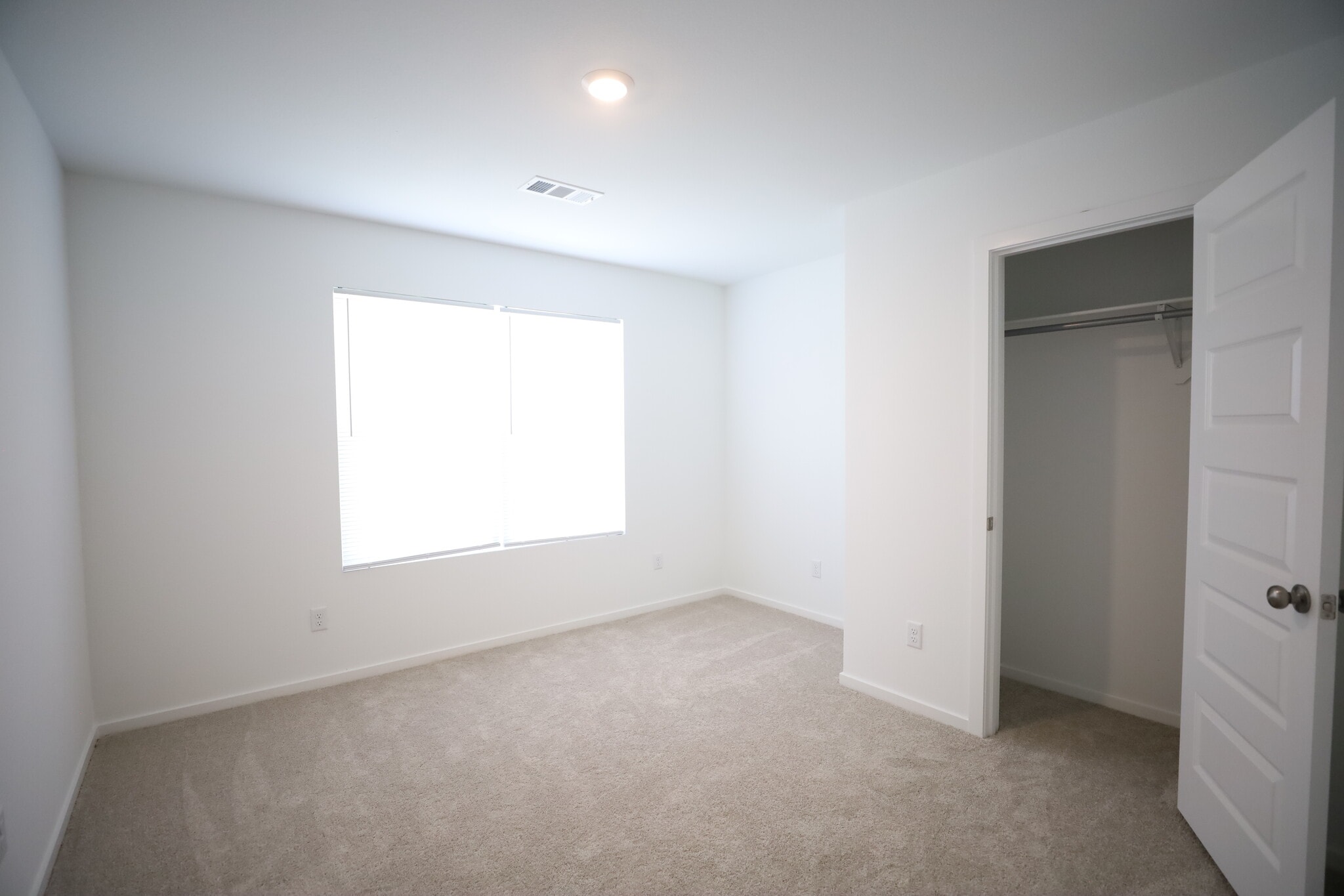 Building Photo - 5400 Orchard Pass