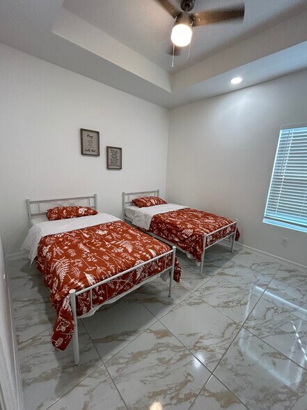 Room 3 - 5708 Notre Dame Ave