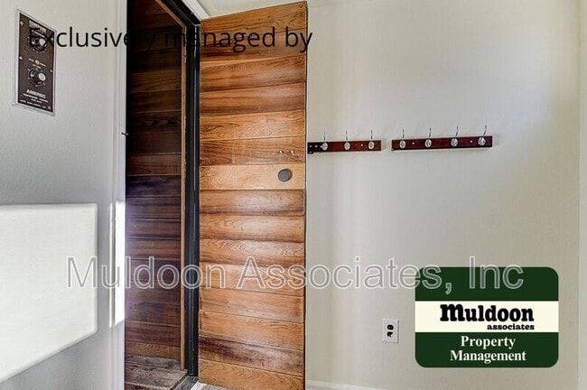 Building Photo - 11750 Columbine Hills Rd