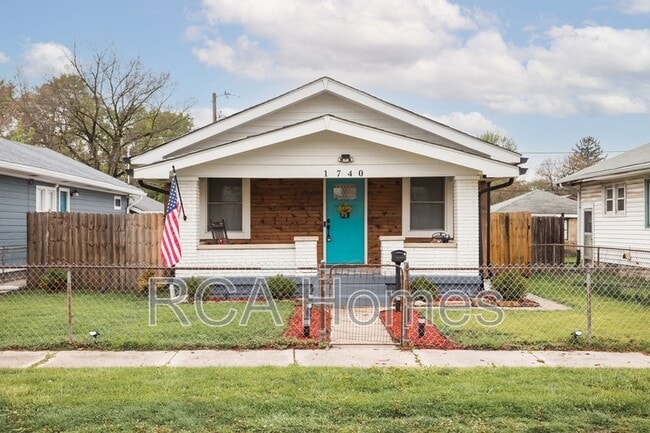 Building Photo - 1740 S Randolph St