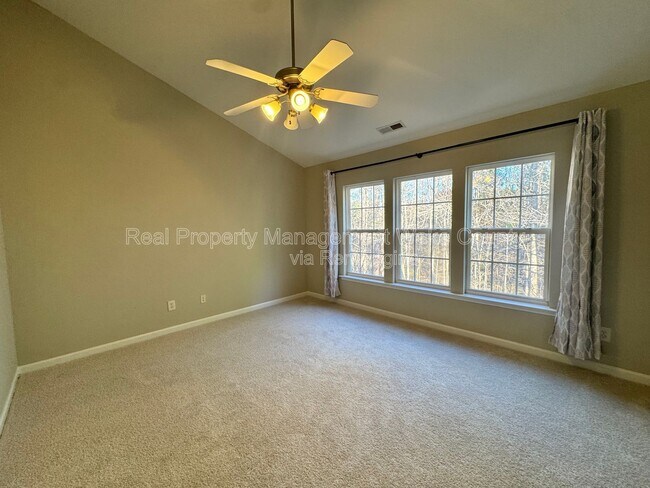 Building Photo - 1413 Crimson Creek Dr