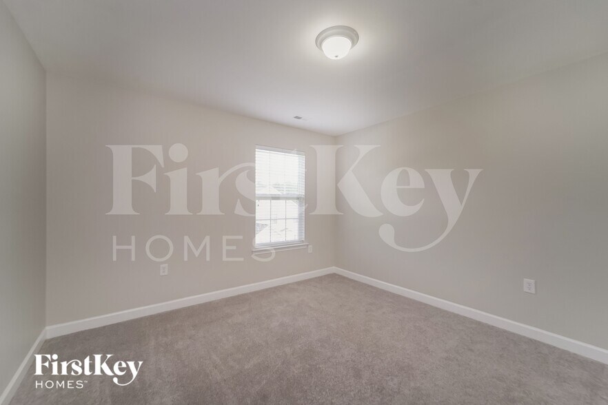 Building Photo - 4019 Linville Falls Ln