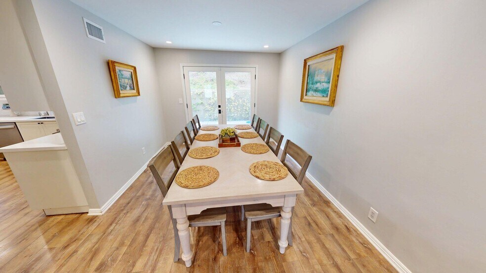 Building Photo - 30621 Sandtrap Dr