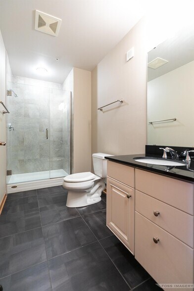 2nd Bath - 625 N Segoe Rd