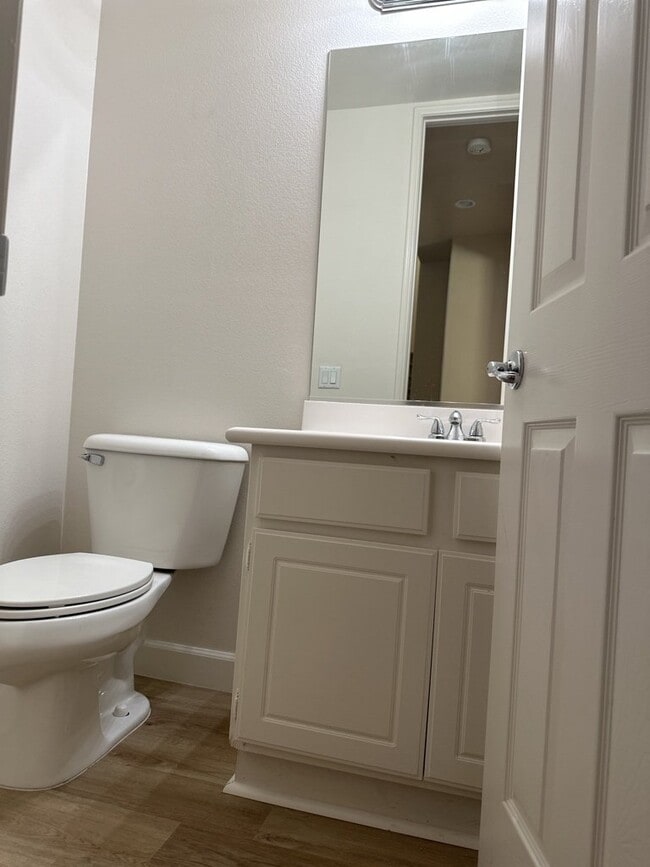 Building Photo - 3 Bedroom 2.5 Bath Home in Moreno Valley CA With Massive Backyard and Bonus Studio / Room in Garage.