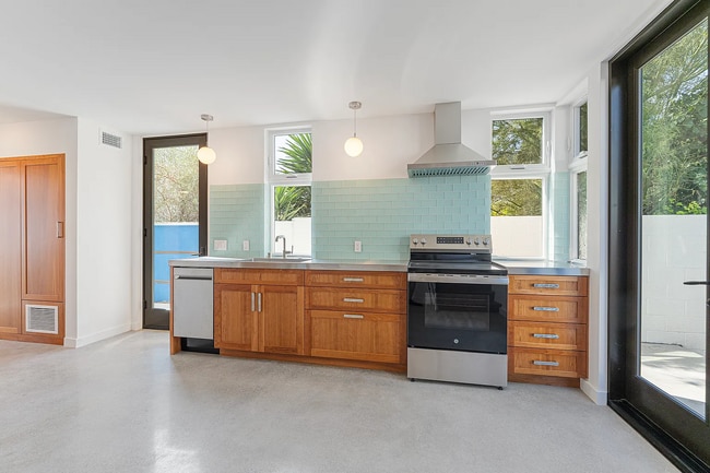 Building Photo - 1765 S Crescent Heights Blvd