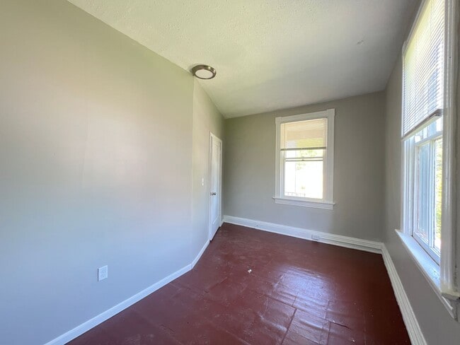 Building Photo - Baltimore Estate