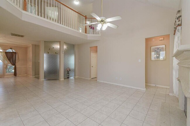 Building Photo - 15119 Leila Bend Dr