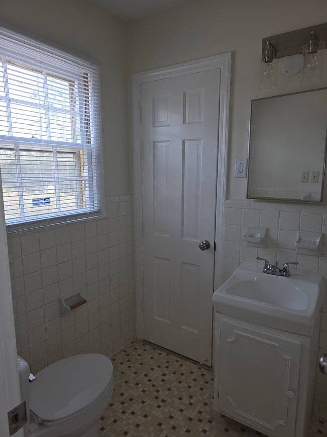 Building Photo - ORANGEBURG