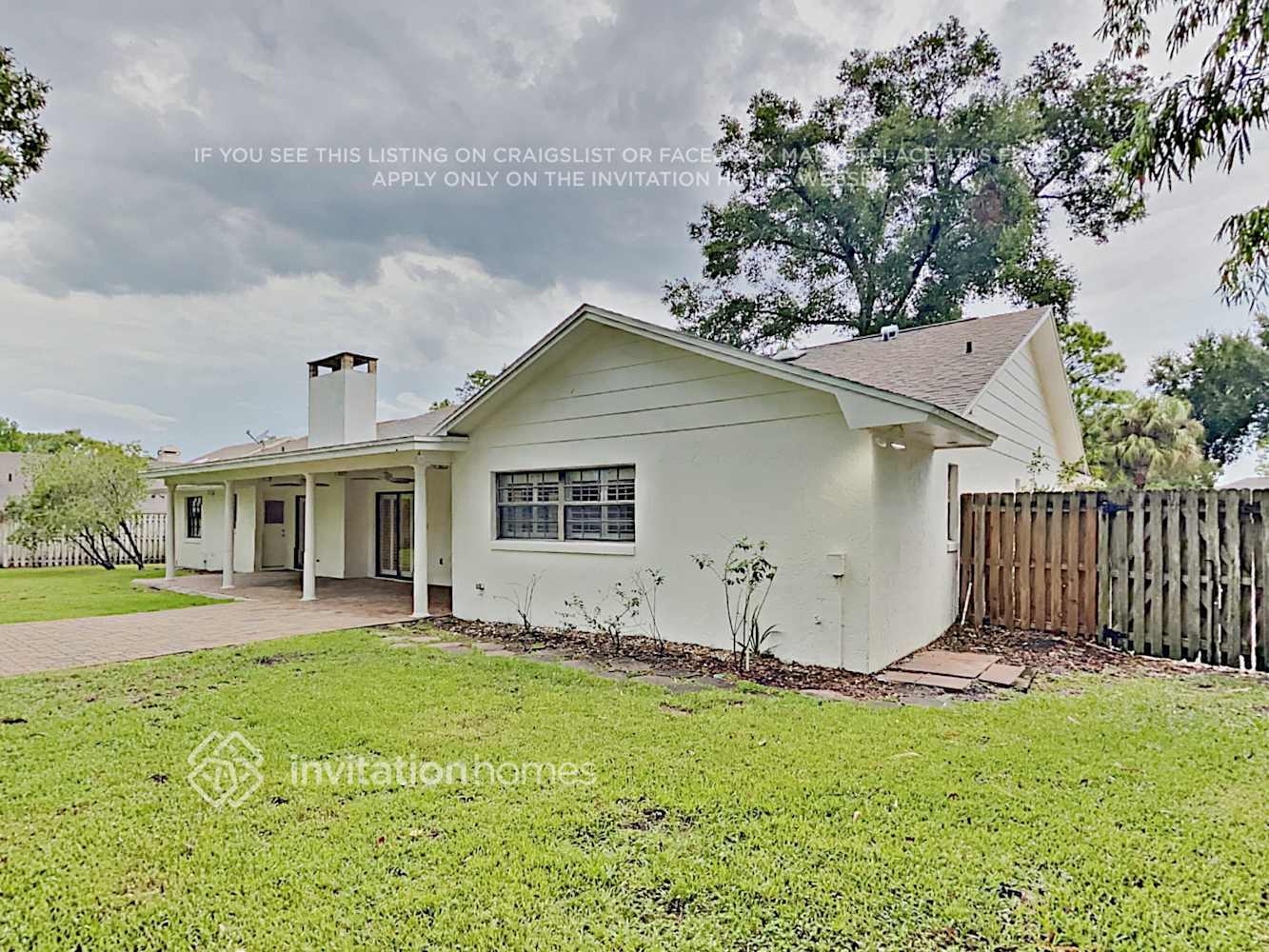 Building Photo - 622 S Sweetwater Blvd