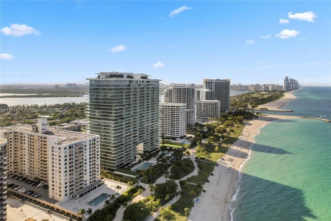 Building Photo - 10203 Collins Ave