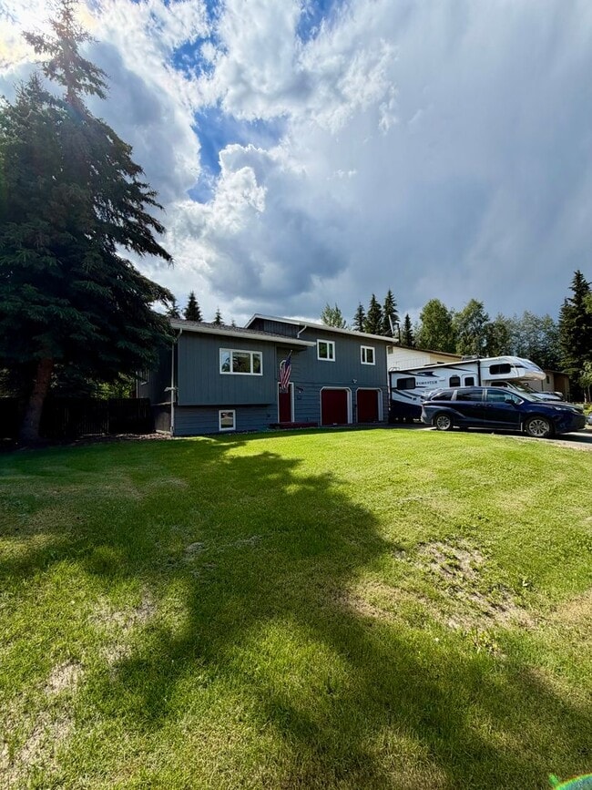 Building Photo - 3BR/2.5BA Home – 2-Car Garage - More photos coming soon!!