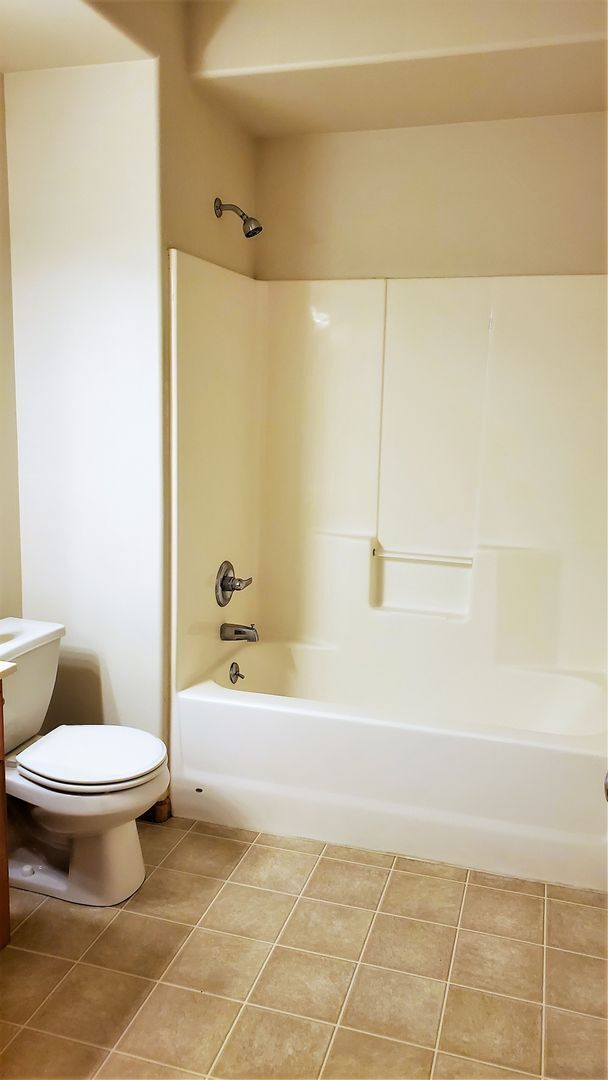 Building Photo - $1,450 | 2 Bedroom, 2 Bathroom Condo | Pets Negotiable | Available for August 1st, 2026 Move In!