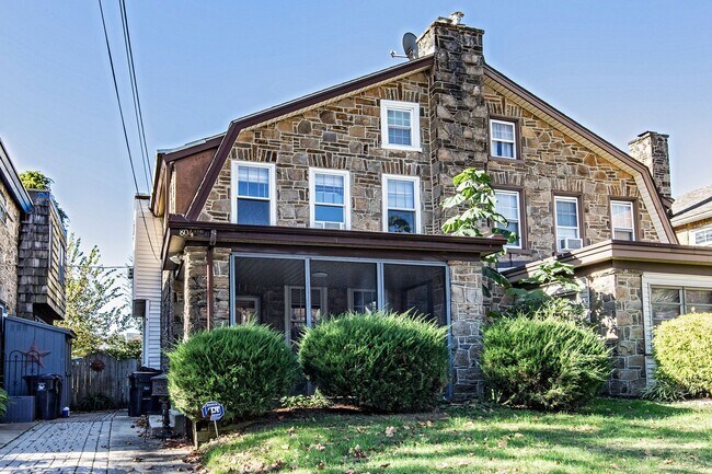 Building Photo - 3 bedroom, 1.5 bath home in The Triangle, Wilmington, DE