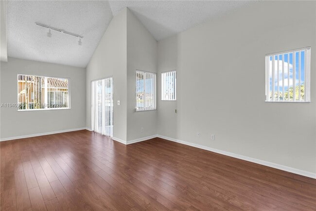 Building Photo - 801 NW 91st Terrace