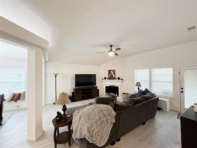 Building Photo - 11554 Stephenville Dr