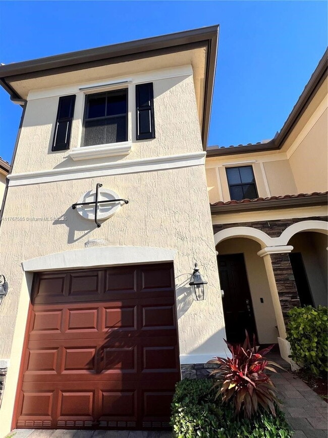 Building Photo - 3311 W 90th Ter