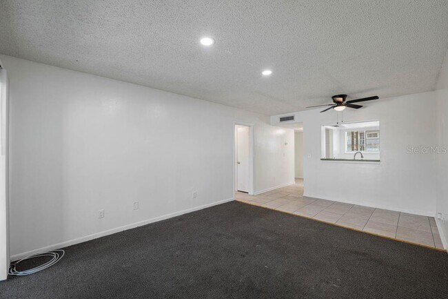 Building Photo - 6312 Newtown Cir