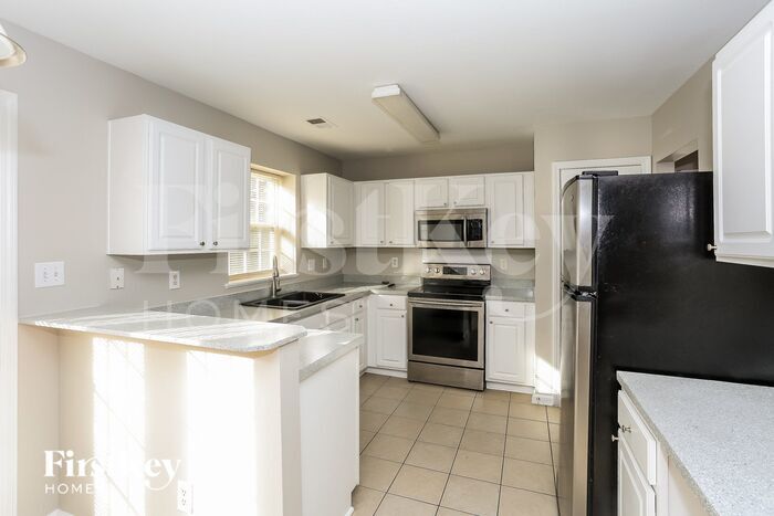 Building Photo - 10919 Northgate Trail Dr